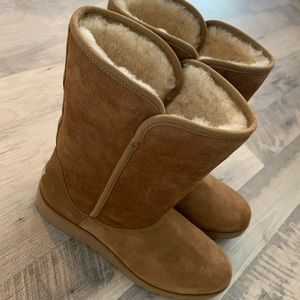 UGG women’s boots
